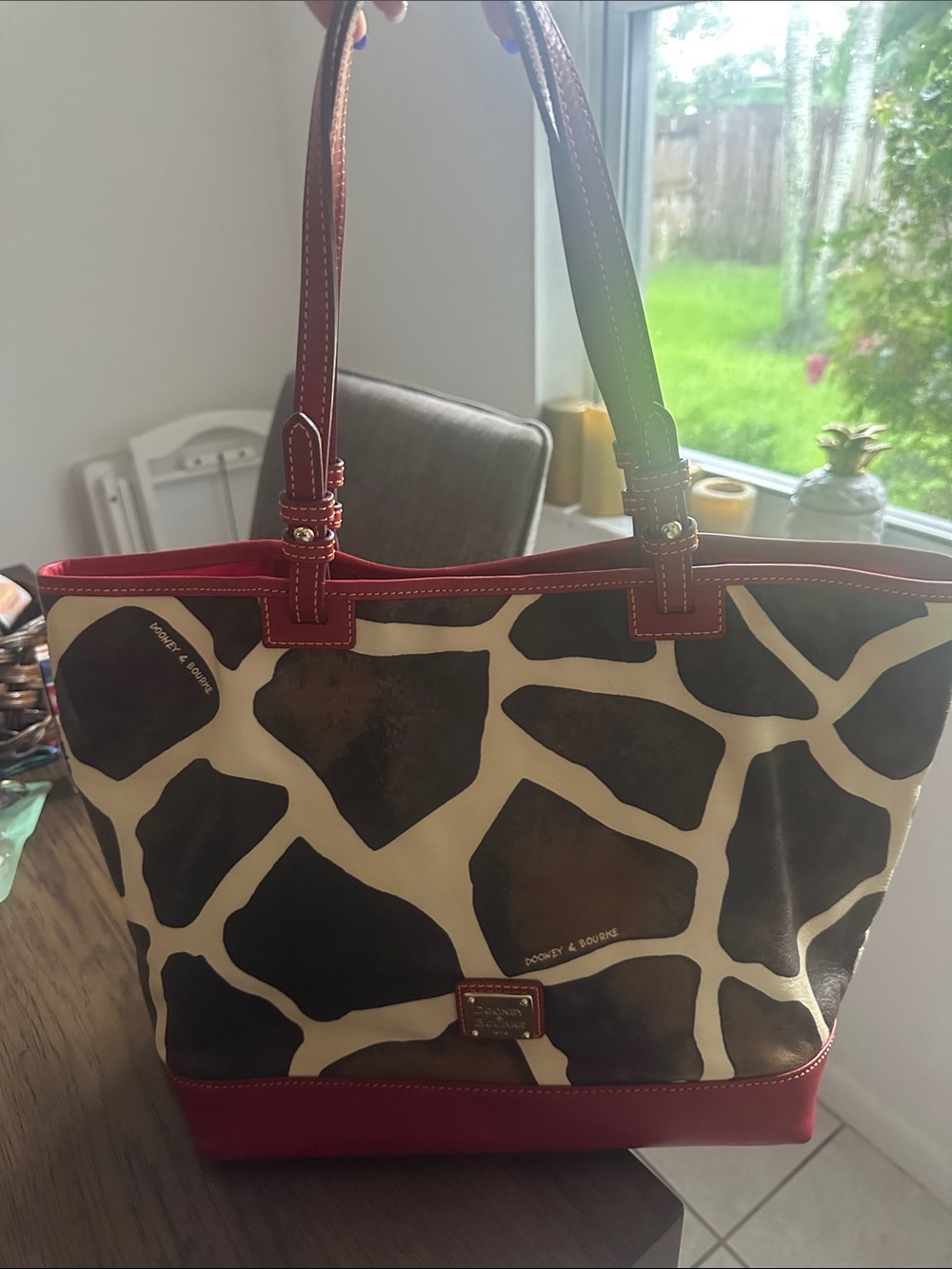 Dooney & Bourke Giraffe Pattern Red-Trim Leather Tote EUC - Picture 12 of 13